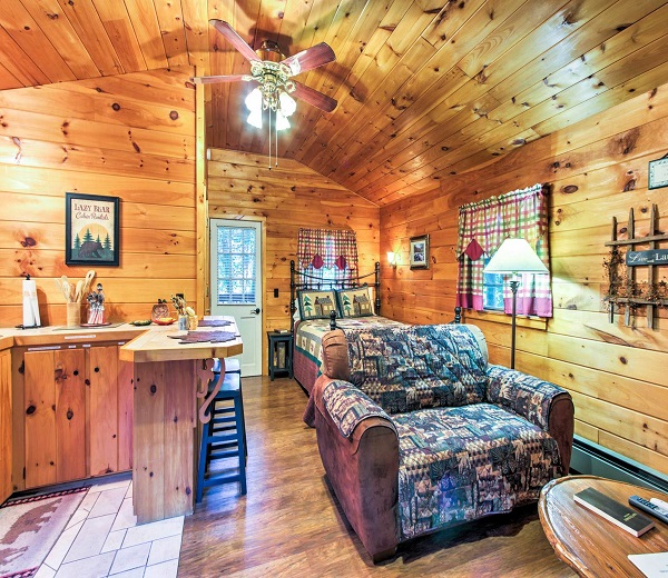 Black Bear Cottages in Pigeon ForgeThe Official Pigeon Forge Chamber of