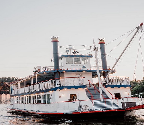 Tennessee Riverboat Photo 2