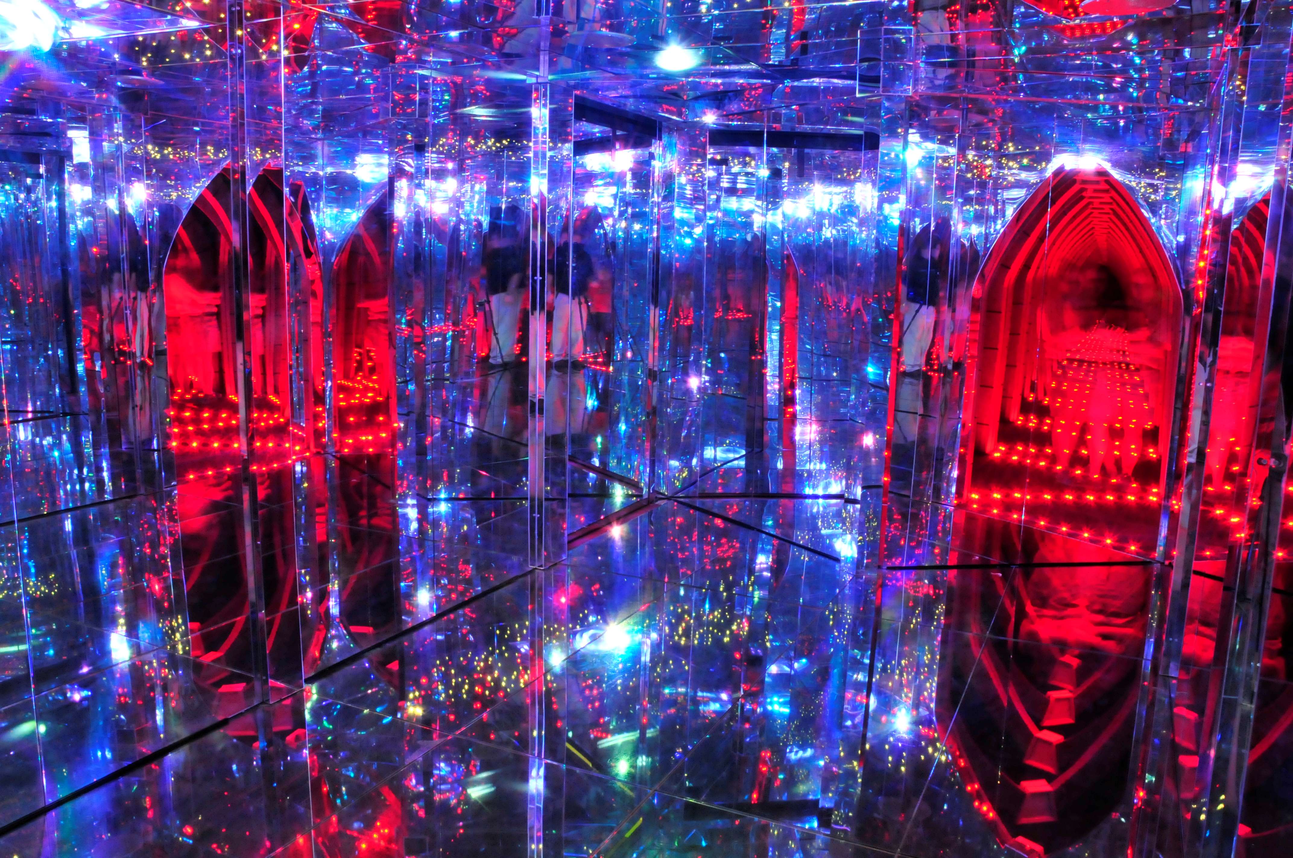 Ripley's Marvelous Mirror Maze pic 2