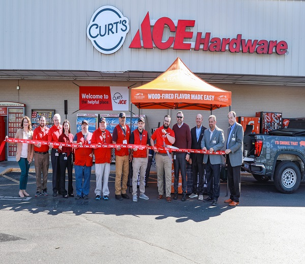 Curt's Ace Hardware Pic 1