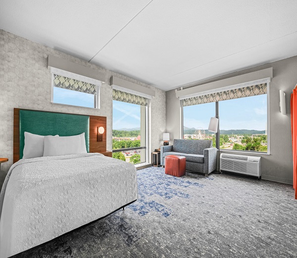 Home2 Suites by Hilton Pigeon Forge Pic 5