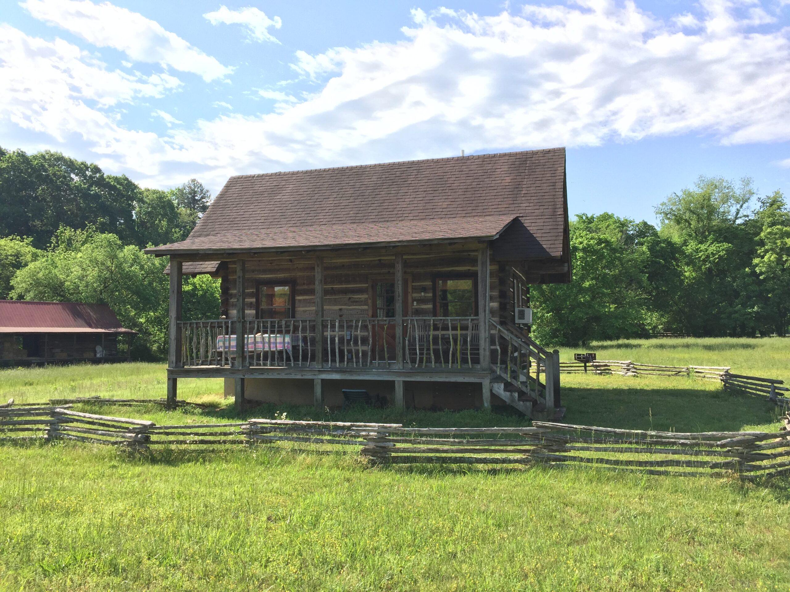 You can escape the hustle and bustle of daily life by renting a cabin in the Smokies