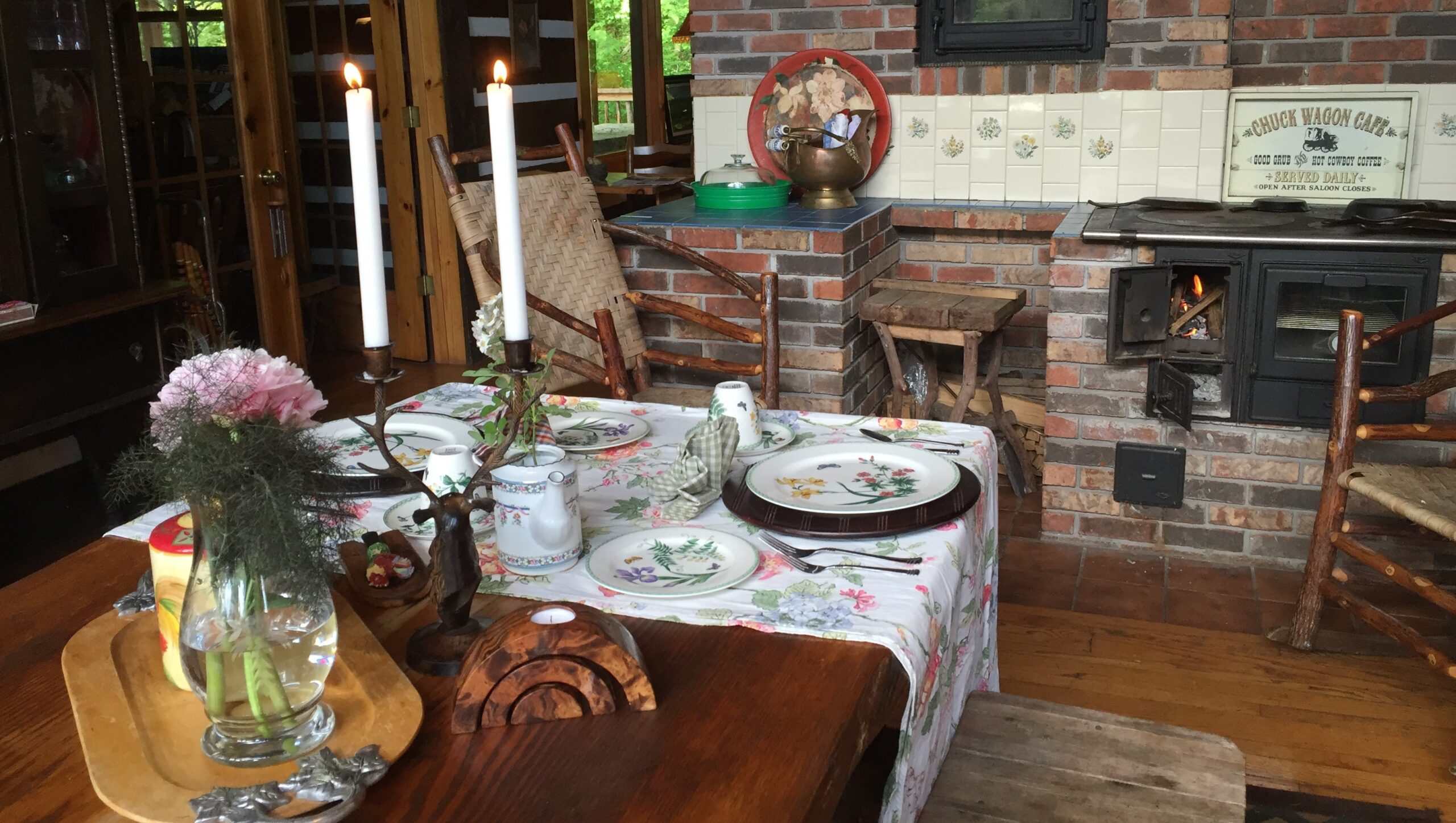 kitchen at Creekwalk Inn and Cabins