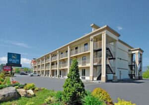 pet friendly hotels pigeon forge