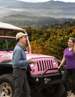 Pink Jeep Tours Things to Do Ad