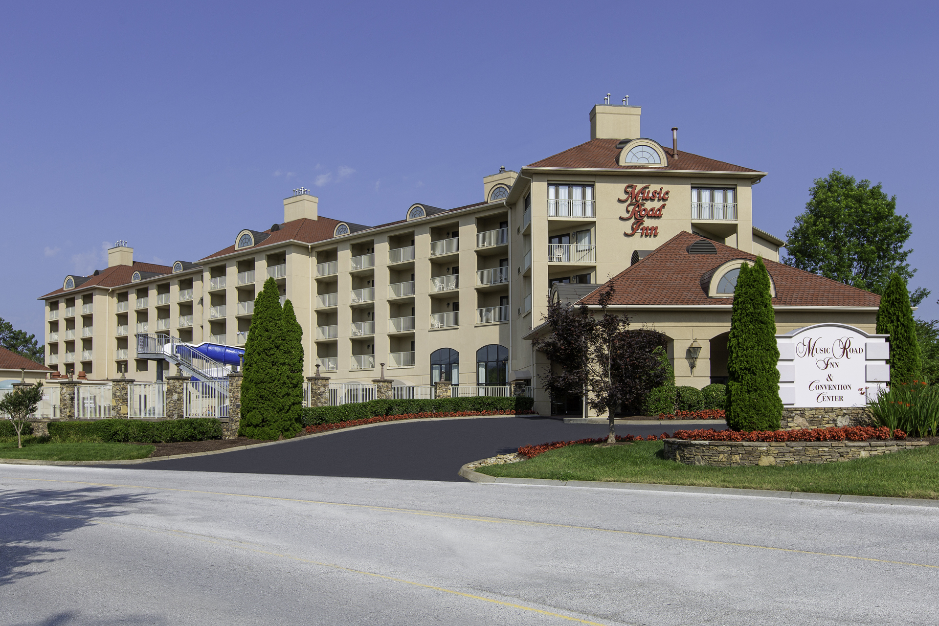 Music-Road-Resort-INN-Exterior-2023.jpg
